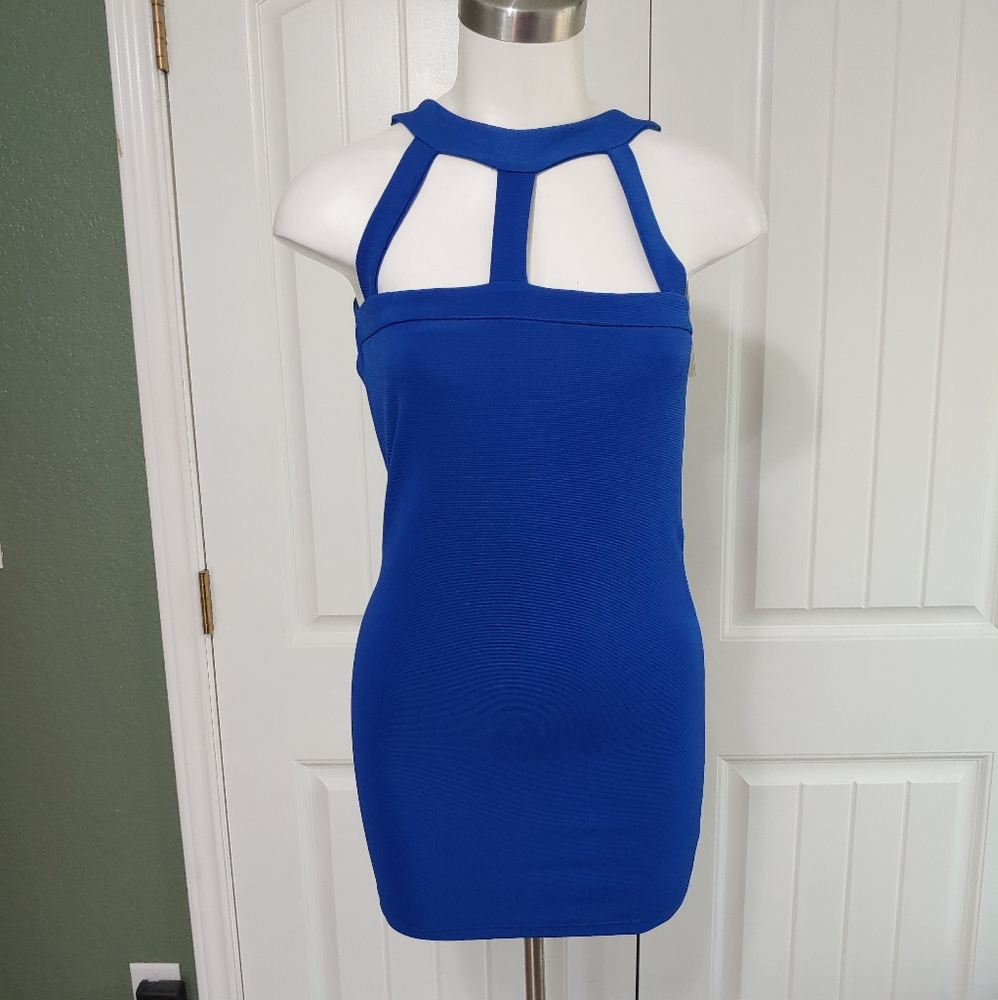PAINT IT RED dress
cutout  party club 

Blue M
